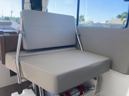 Jeanneau NC-SPORT-895 image