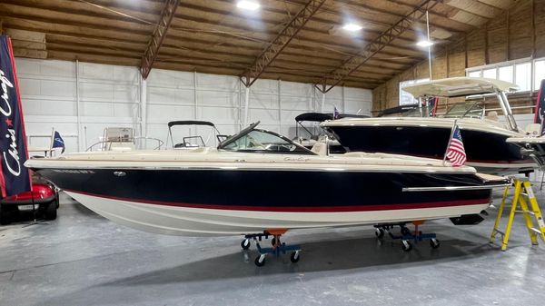 Chris-Craft Launch 23