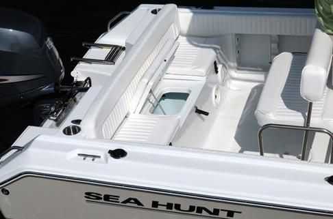 Sea Hunt Ultra 210 image