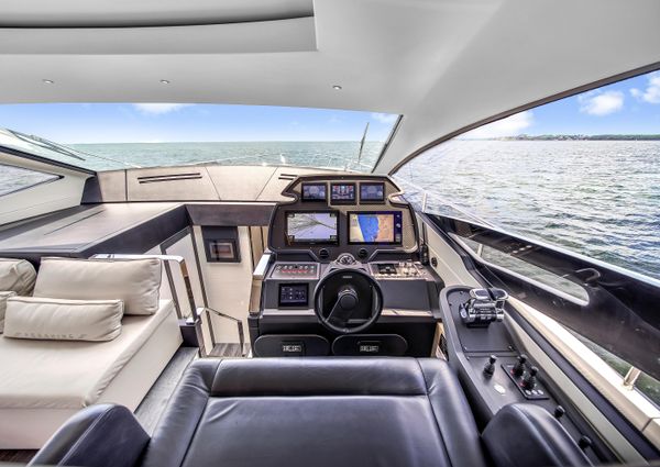 Pershing 70 image