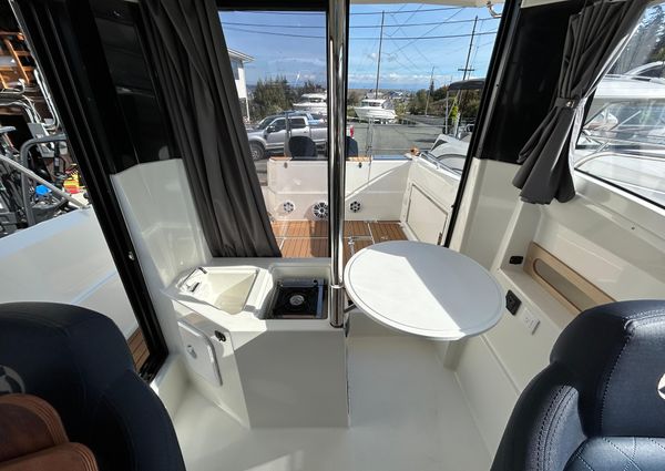 Parker-poland 800-PILOTHOUSE image