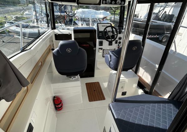 Parker-poland 800-PILOTHOUSE image