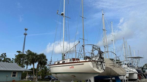 Mariner 36 Sloop 