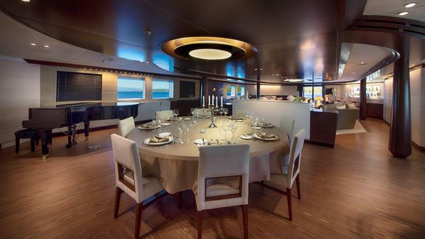 Motor Yacht Custom image