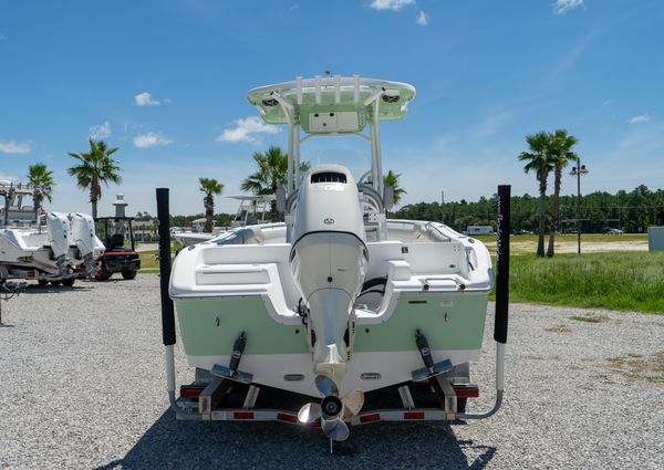 Sea Pro 219 Center Console image