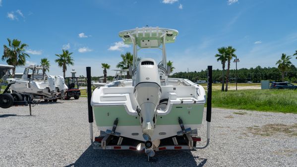 Sea Pro 219 Center Console image