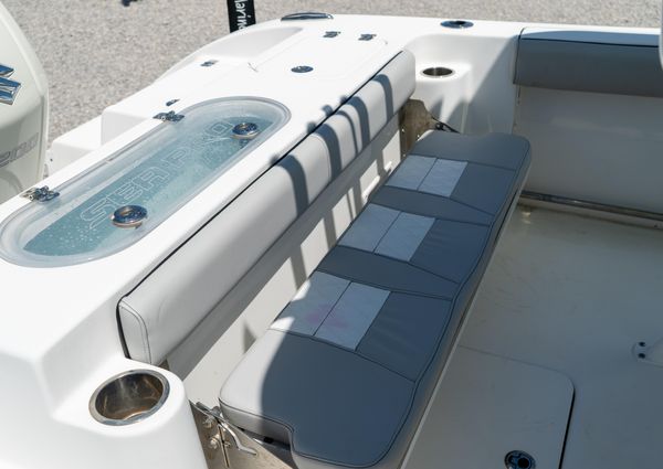 Sea Pro 219 Center Console image