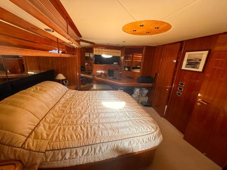 Sunseeker Manhattan 64 image