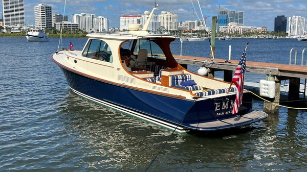 Hinckley Picnic Boat 37 MKIII 