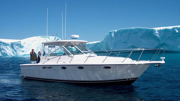 Tiara 3100 Open LE