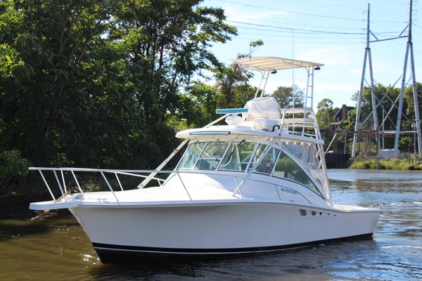 Luhrs 32-OPEN - main image
