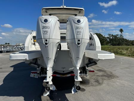 Regal 33-OBX image