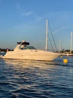 Sea Ray 320 Sundancer image