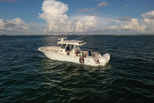 Sea Fox 368 Commander Center Console image