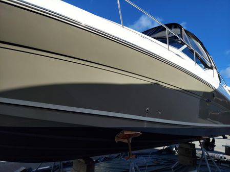 Sea Ray 340 Sundancer image