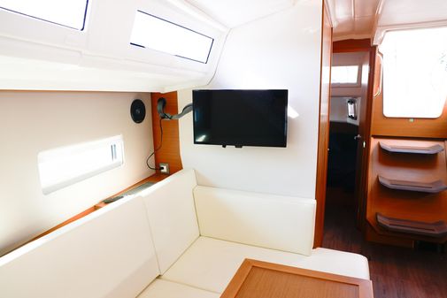 Jeanneau Sun Odyssey 410 image