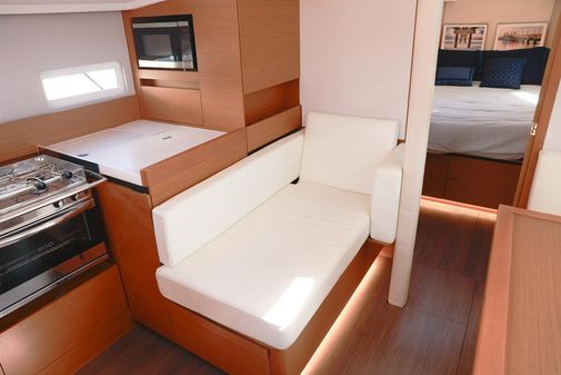 Jeanneau Sun Odyssey 410 image