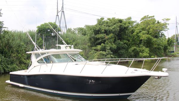 Tiara Yachts 3800 Open