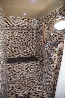 Monte Fino 65 Flybridge image