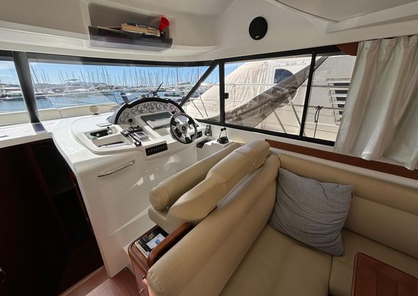 Beneteau Antares 42 image