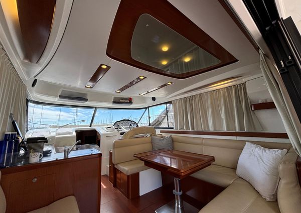 Beneteau Antares 42 image