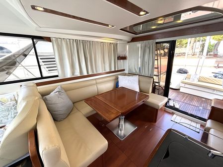 Beneteau Antares 42 image