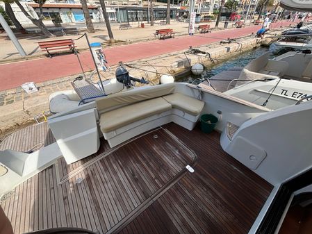 Beneteau Antares 42 image