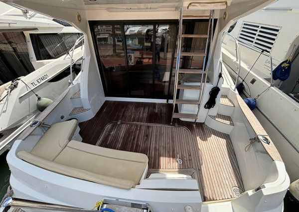 Beneteau Antares 42 image