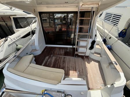 Beneteau Antares 42 image