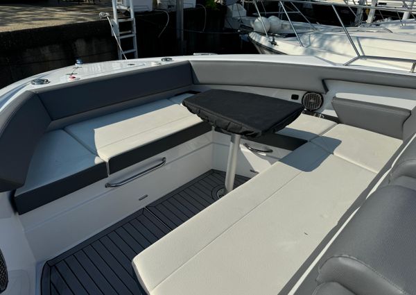 Cruisers-yachts 38-GLS image