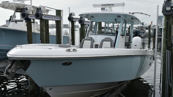 Everglades 335 Center Console