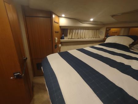 Bayliner 3980 image