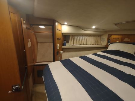 Bayliner 3980 image