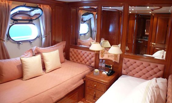 Benetti Classic 115 image