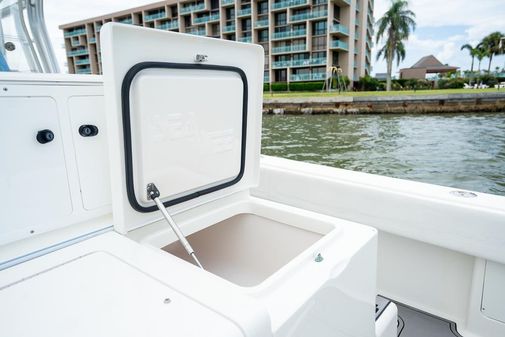 SeaVee 390I image