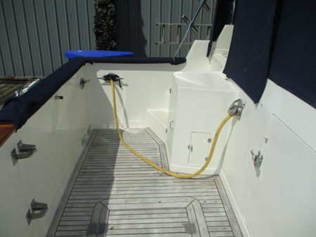 Offshore Yachts Cockpit Motoryacht image