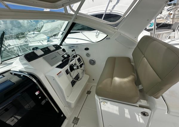 Tiara-yachts 3200-OPEN image