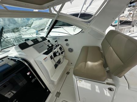 Tiara-yachts 3200-OPEN image