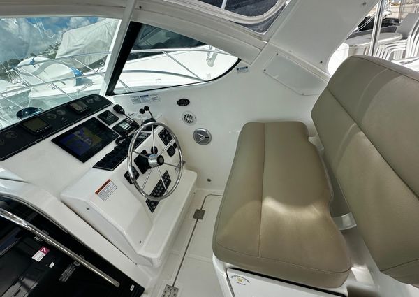 Tiara-yachts 3200-OPEN image