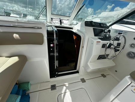 Tiara-yachts 3200-OPEN image