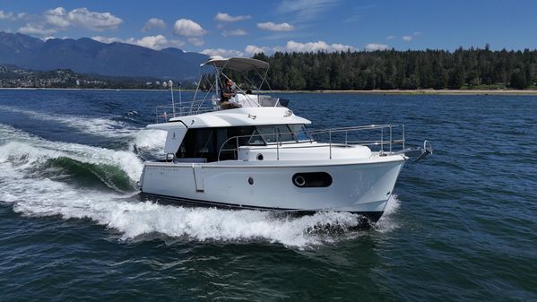 Beneteau Swift Trawler 30 image