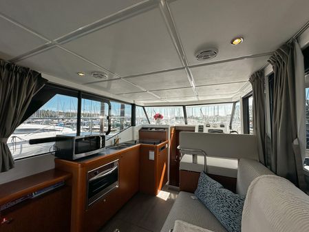 Beneteau Swift Trawler 30 image