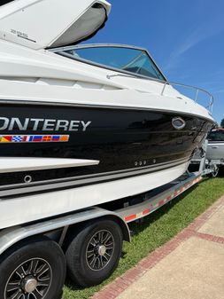 Monterey 295 Sport Yacht image