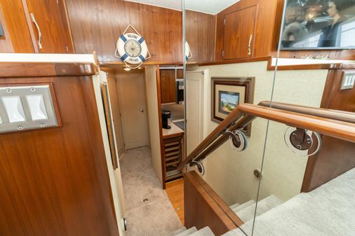 Bertram 58 Flybridge Motor Yacht image