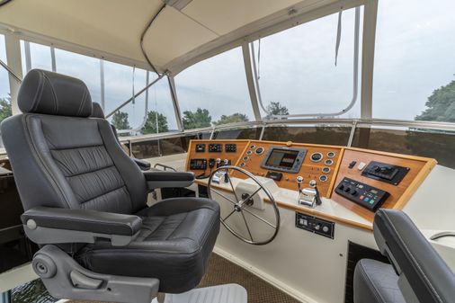 Bertram 58 Flybridge Motor Yacht image