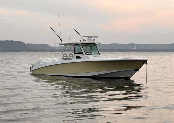 Boston Whaler 370 Outrage image