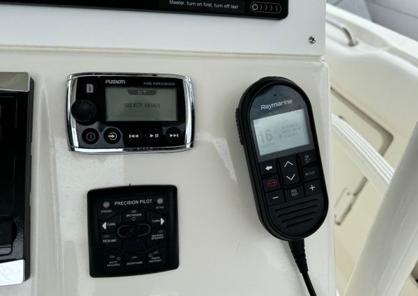 Boston Whaler 370 Outrage image