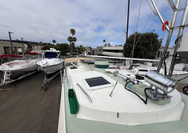 Ranger Tugs R-27 image