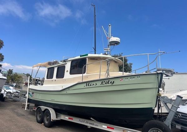 Ranger Tugs R-27 image