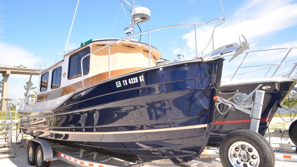 Ranger Tugs R-27